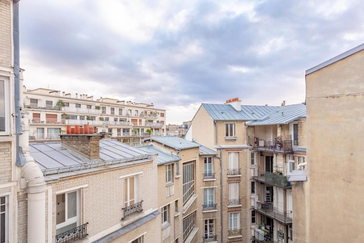 Paris Eiffel Studio Экстерьер фото